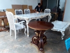 Mesa de Jantar Exclusiva com Entalhes Manuais 